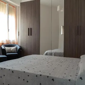  Apartment Il Mare Fra Gli Ulivi